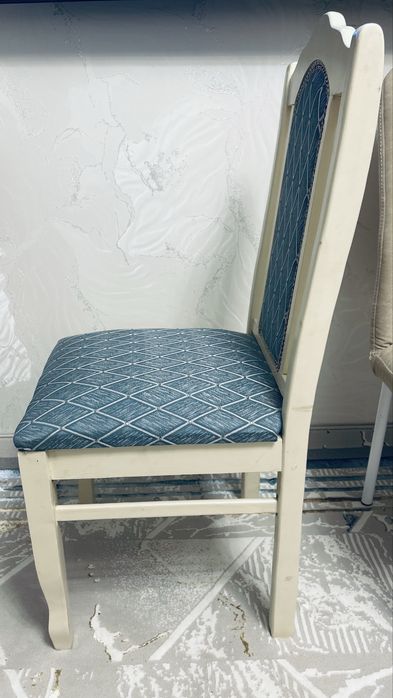 Продаёться стулья в хорошем состояний