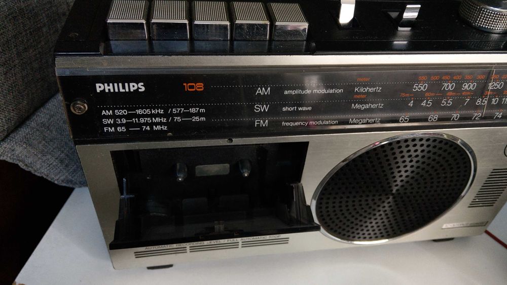 Radiocasetofon Philips pentru colectionari