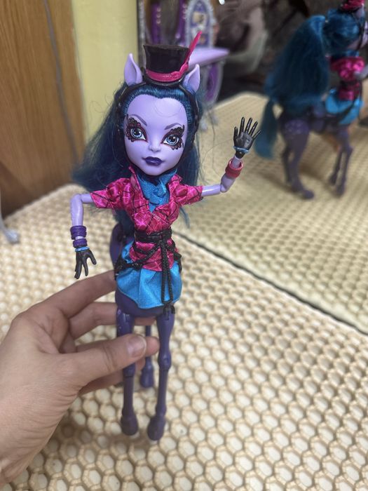 Продам куклу монстр хай!