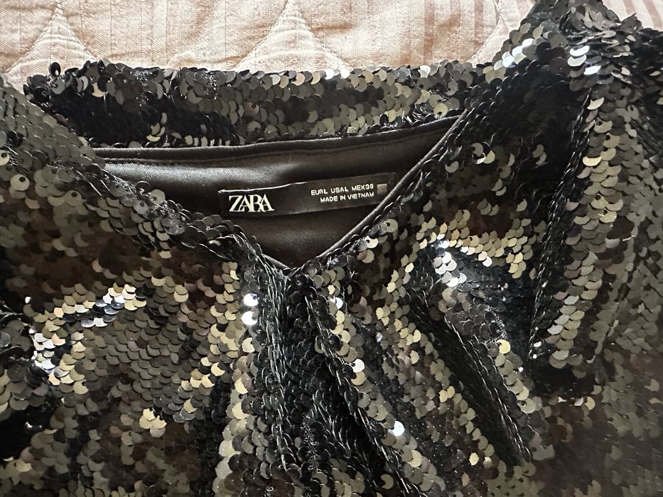 Продается zara платье