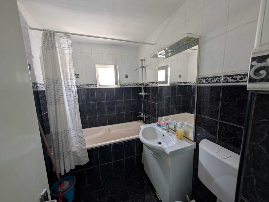 Apartament 3 camere confort 1 decomandat, Calarasi 4, renovat total