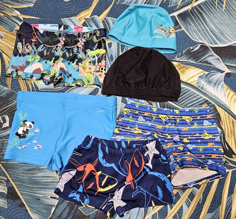 Плавки, шапочки для плавания