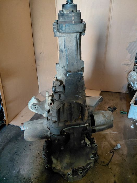 Продам коробку передачь Квадро на Audi по запчастям