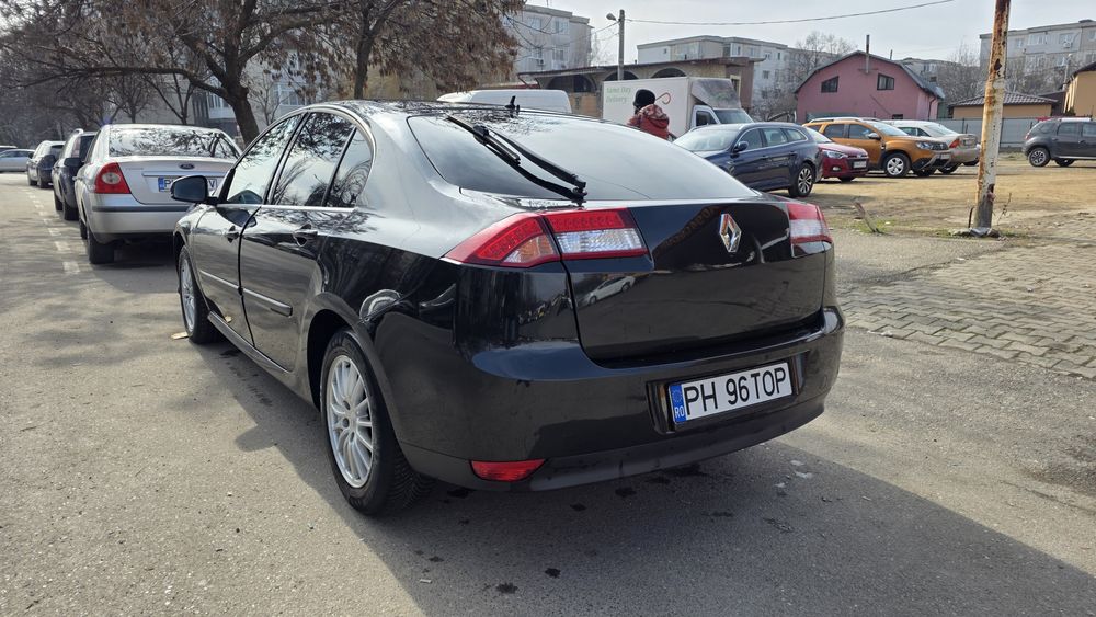 Vând Renault laguna 3