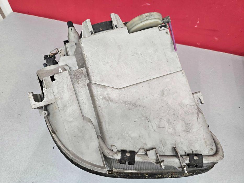 Оригинален фар Мерцедес Р170 Mercedes SLK