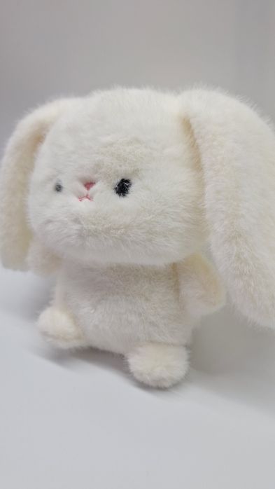 Плюшевый кролик. Мягкий заяц.