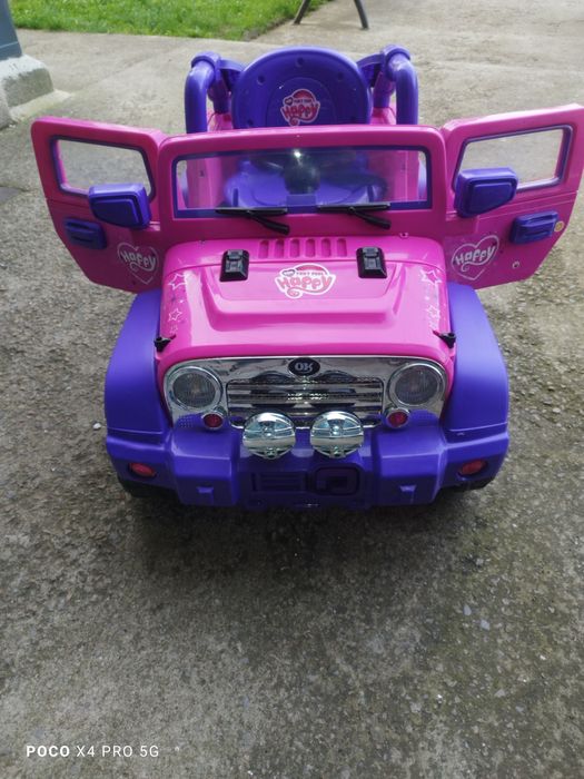 Продавам много запазена електрическа джипка