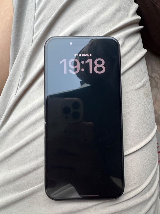 Продам айфон 15 про макс 256г
