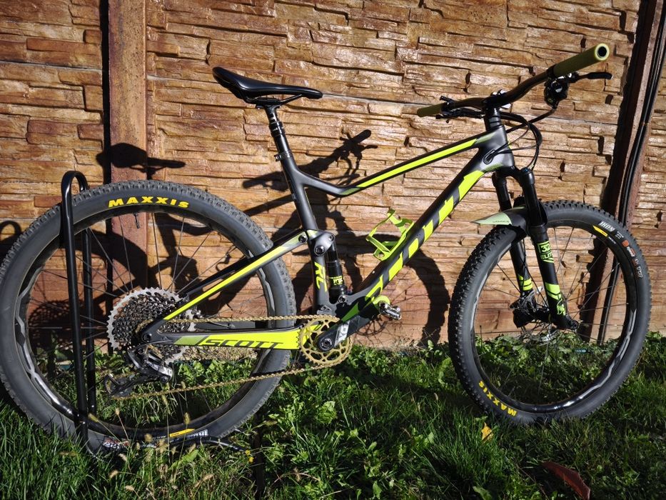 Scott Spark 700 world cup, 27,5 ",  cadru carbon, mountain bike xc