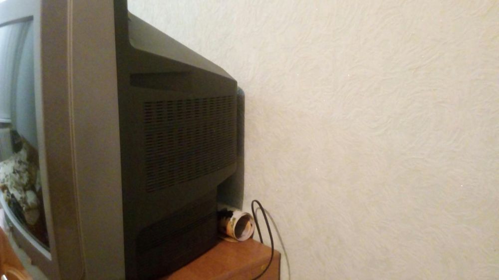 Продаю телевизор.