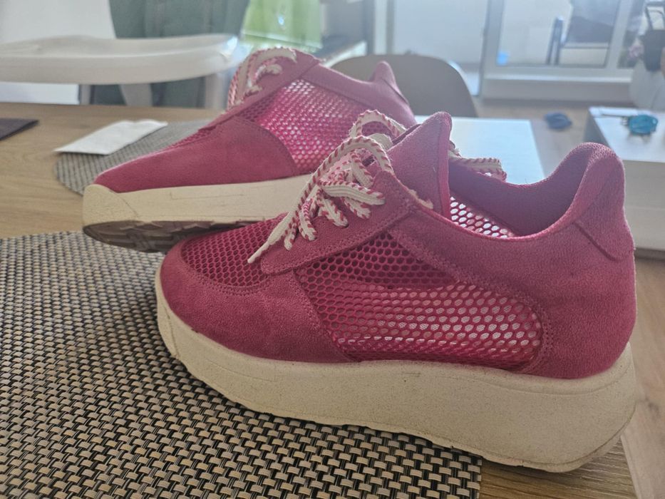 Дамски маратонки