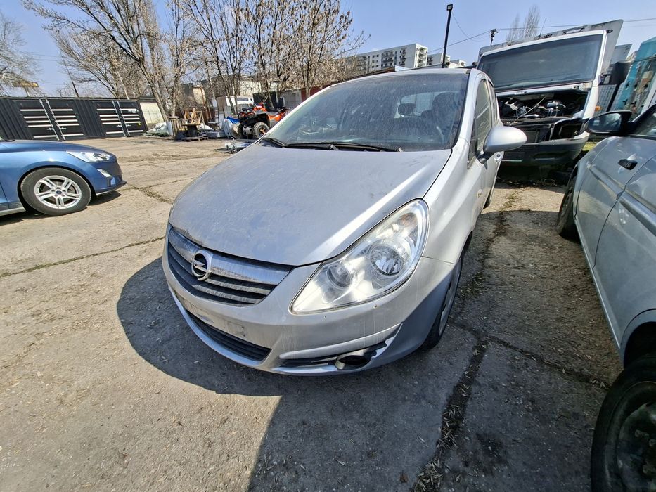 Dezmembrez Opel Corsa D 1.2 B 2009 Z12XEP