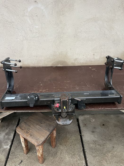 Фаркоп с подножкой спринтер 906куз.