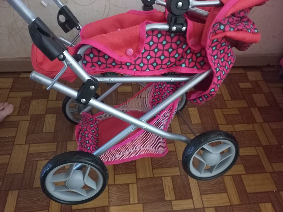 Продам коляску для куклы