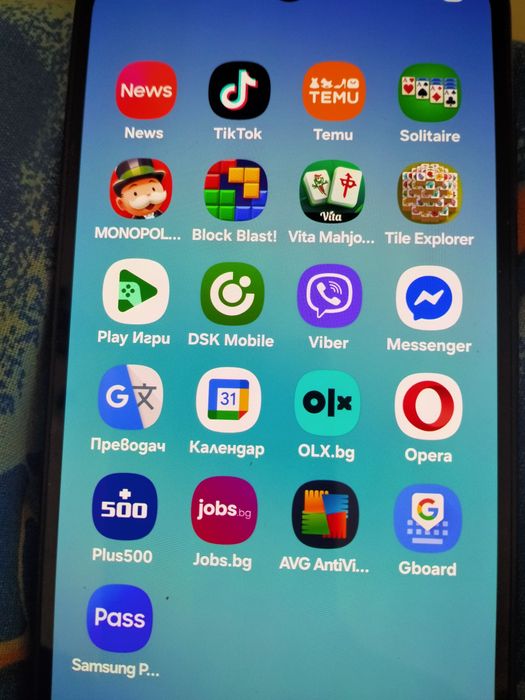 Смартфон Samsung Galaxy A17 5G чисто нов