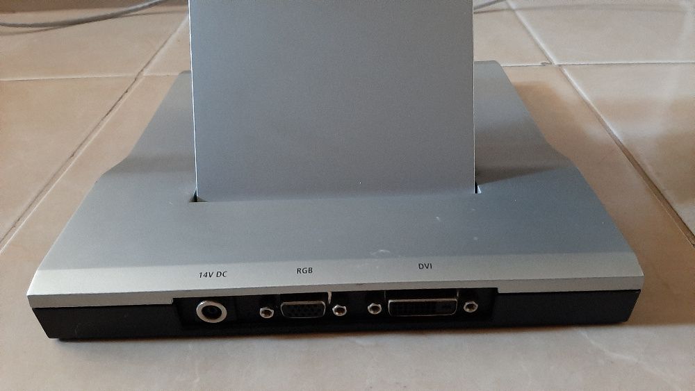 Сгъваем монитор Samsung SyncMaster