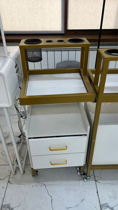 Тумба для салона красоты