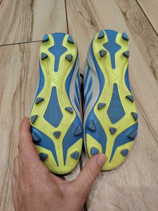 Детски футболни обувки Adidas 36 номер!