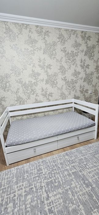 Продам детскую кровать