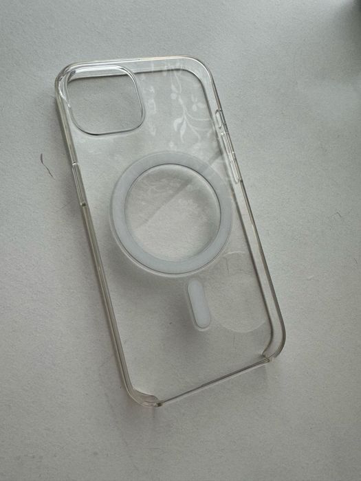 Калъфи за Iphone 13