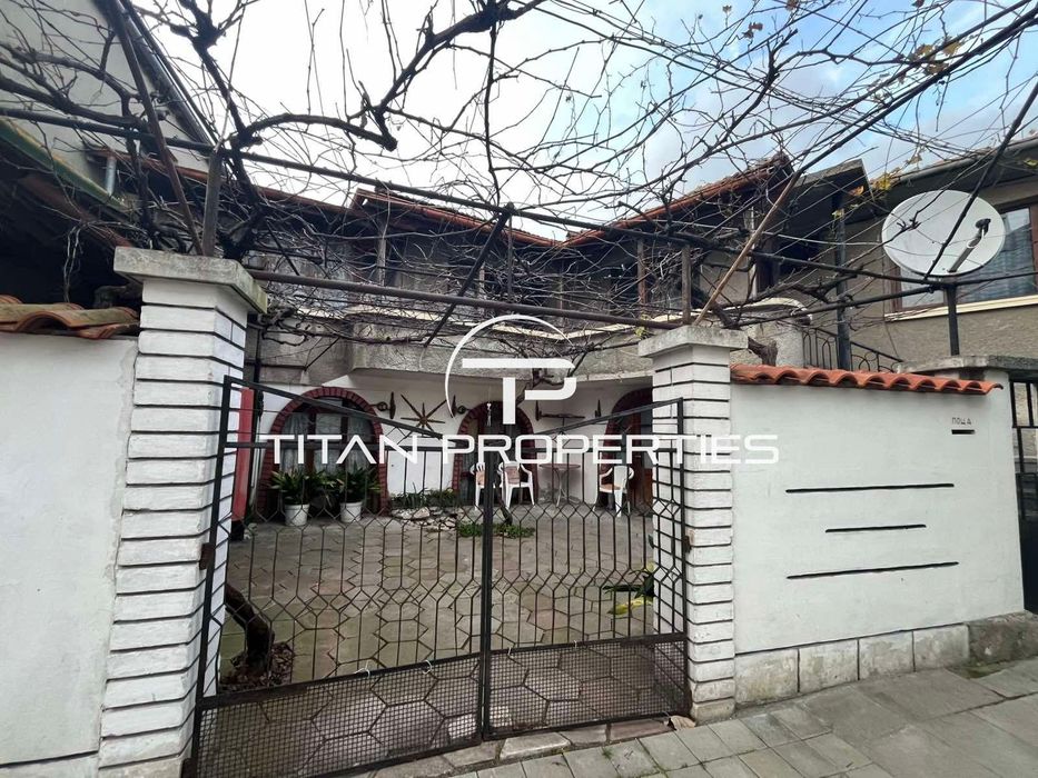 Продава се Къща в Поморие - 158 кв.м за 798 €/кв.м - Снимка #1