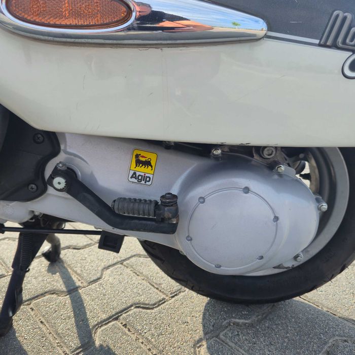 Scuter Aprilia Mojito 49cc – 2006 – 10.663 km