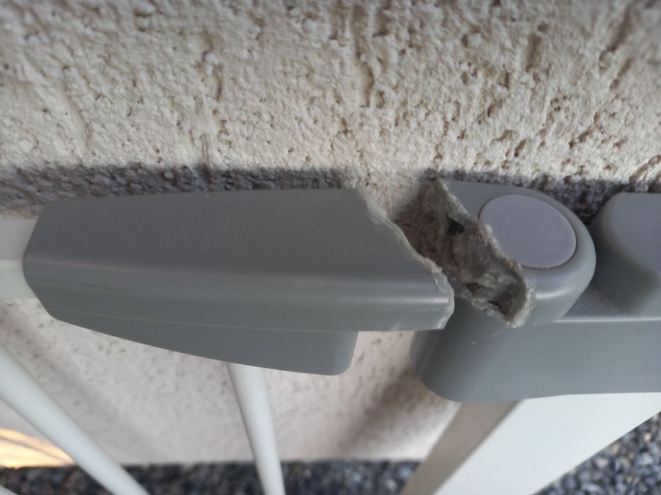 2 Portite de siguranta din metal reglabile pentru copii sau caini