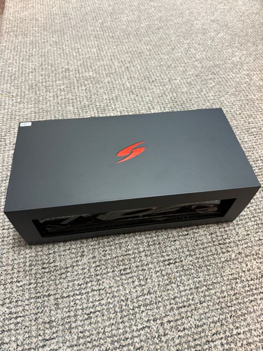 Macheta 1:18 Oracle Red Bull Racing RB19