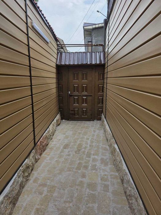 Сдается новый дом 1 сот в центре на гостиница Россия