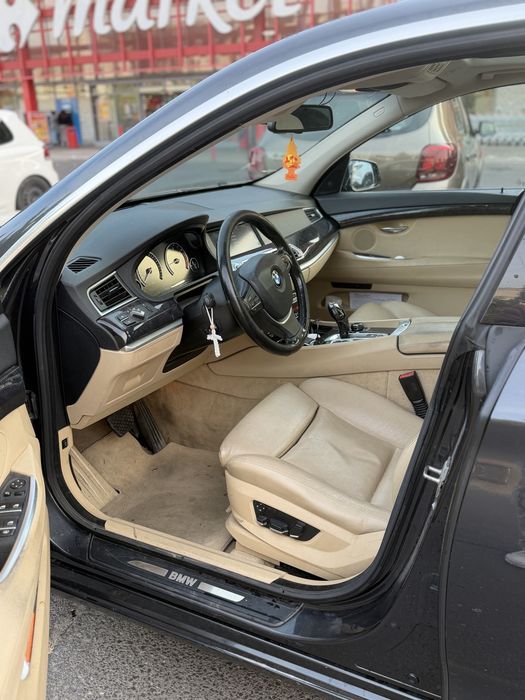BMW Seria 5 2010 — imagine 5