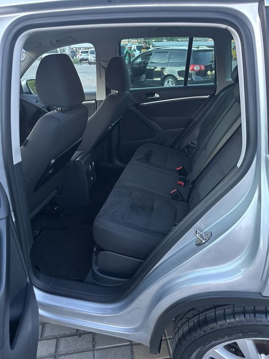 Vand Vw Tiguan 1.4 benzina 122 cp,6 trepte,2012,dublu climatronic,navi