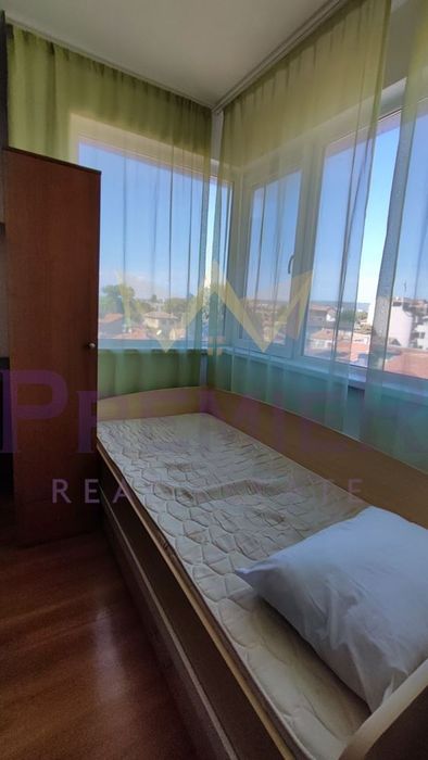 Дава се под наем Едностаен апартамент в Варна, Погреби - 40 кв.м за 300 € - Снимка #6