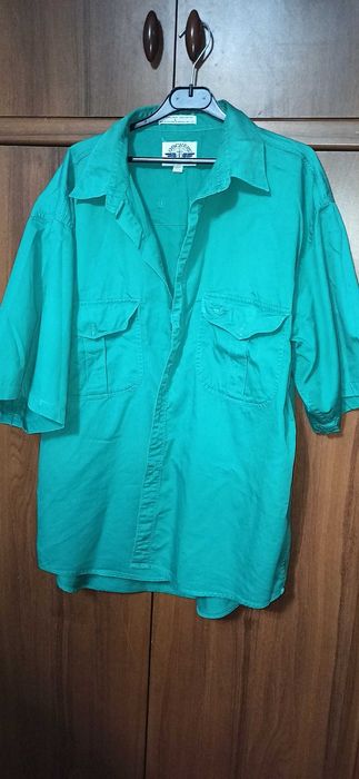 Продам рубашку Dockers