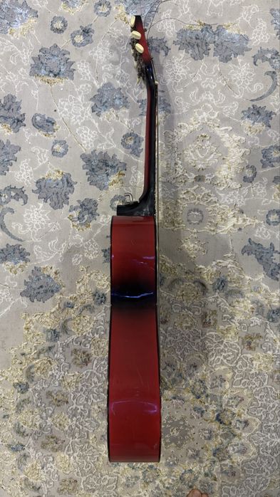 Гитара продам срочно НЕ ДОРОГО