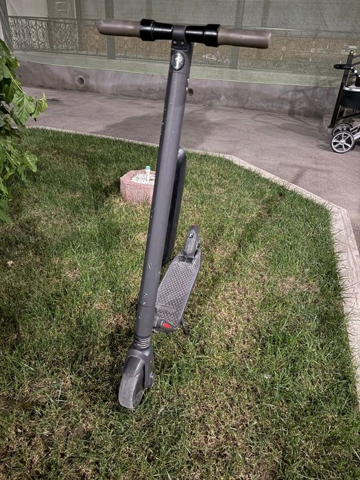 Электро самокат Ninebot es 4