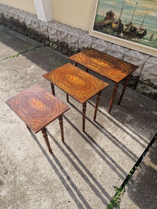 Страхотен к-т антикварни английски масички 3 броя