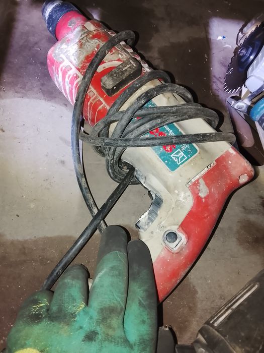 Продаю болгарки 2 вида марки алтеко и дрель бош