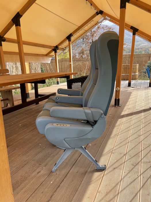 Продам кресла от самолета