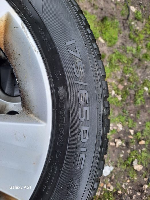 Ляти джанти с гуми 4×100 за Хонда.