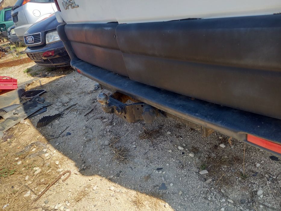 Опел Мовано 2.5 D на части !