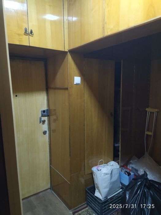 Продаётся своя 5 комнатная квартира 2 этаж пятиэтажный дом