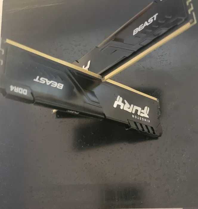 HyperX 64gb(32x2) 3600 cl16