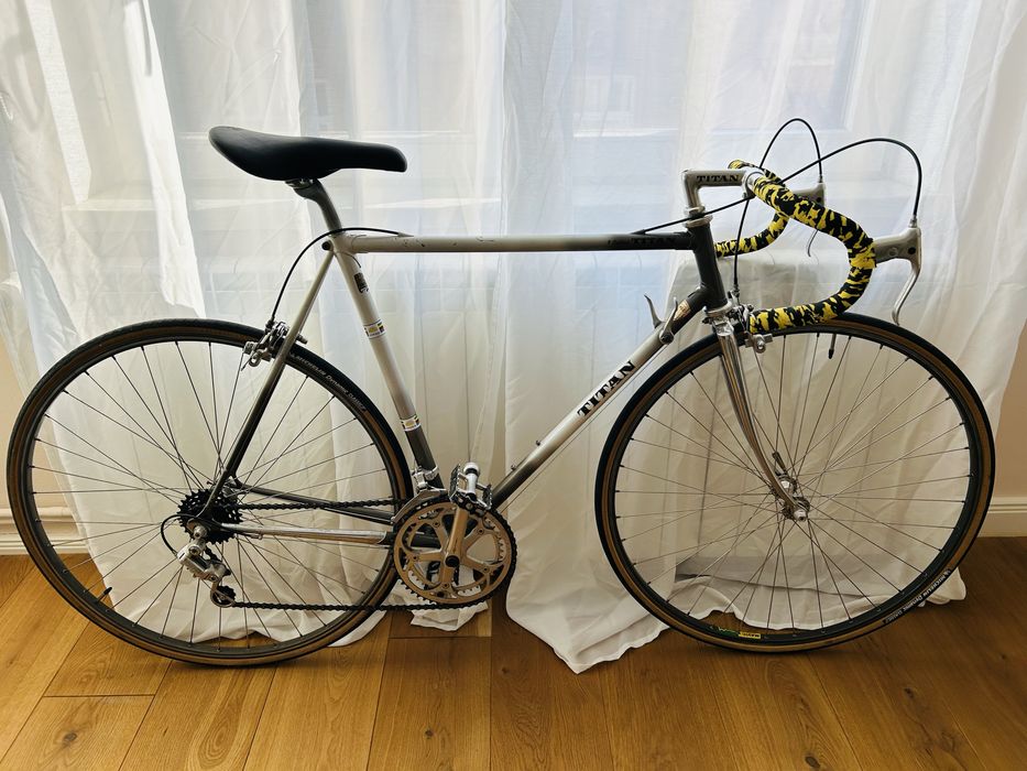Cursiera Titan / Shimano Golden Arrow