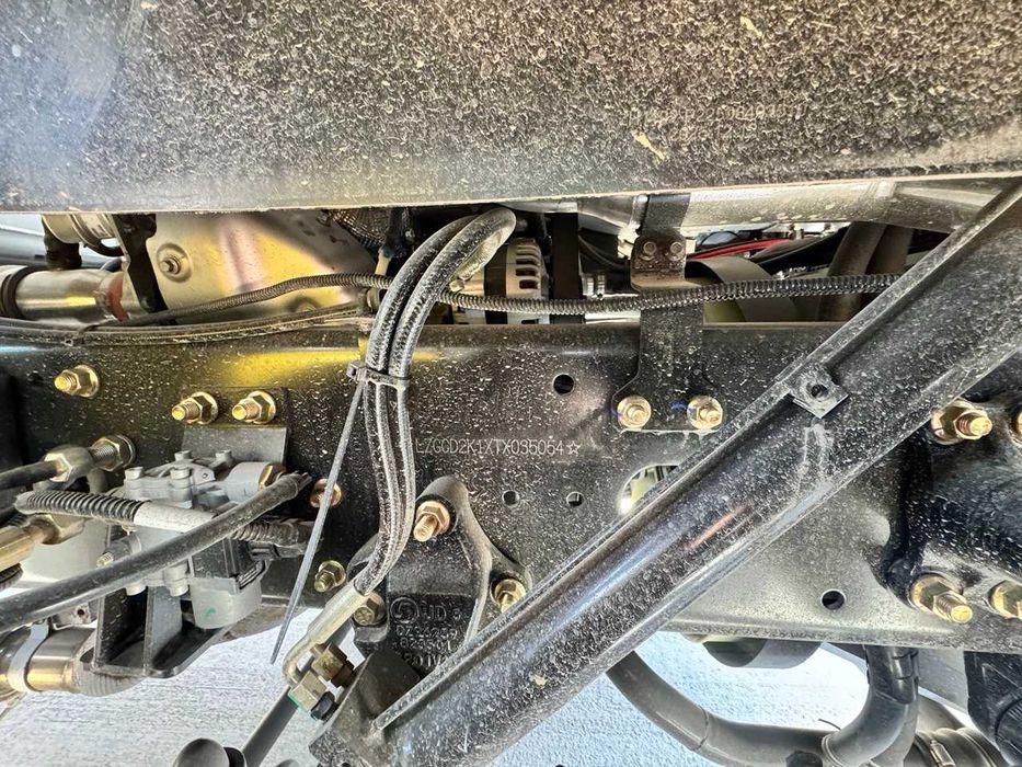 Водовоз Shacman 15 м³ –Weichai м, TAYYOR BOR Toshkentda