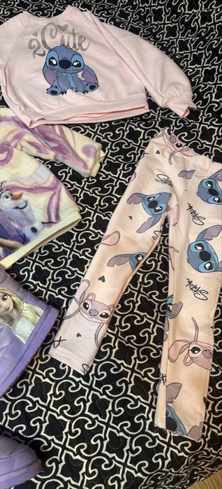 Pantaloni si bluza stitch marimea 110