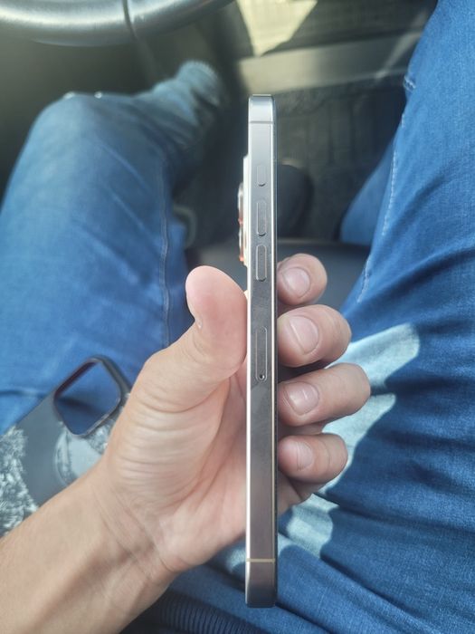 Iphone 16 pro maks simkarta
