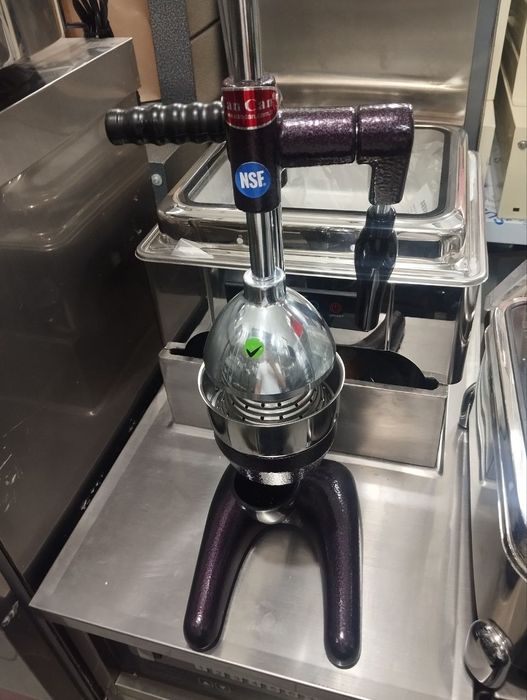 Onlayn jinsiy aloqa: keksa ona va ikkita gey ogil