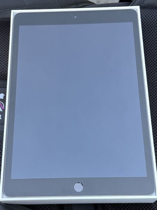 Продаю Ipad 8 gen 32GB