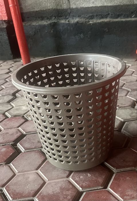 Продам мусорное ведро