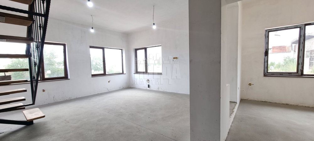 Продава се Къща в с. Здравец, Област Варна - 190 кв.м за 1132 €/кв.м - Снимка #6